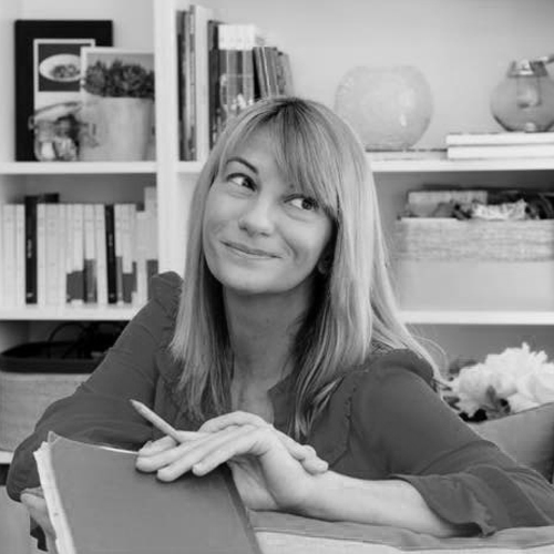 Portrait d'Emilie Fleur membre du comité de lecture de l'éditeur Livres Agités