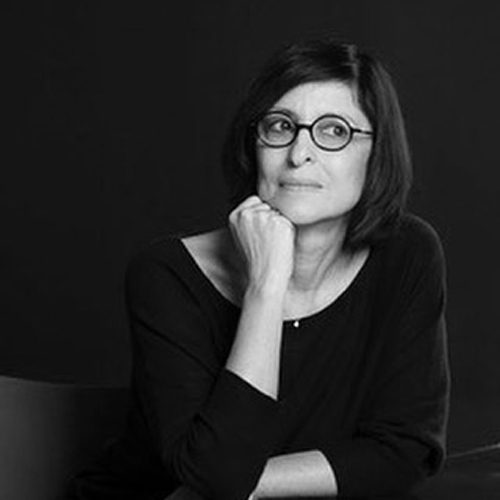 Portrait de Michèle Fitoussi membre du comité de lecture de l'éditeur Livres Agités